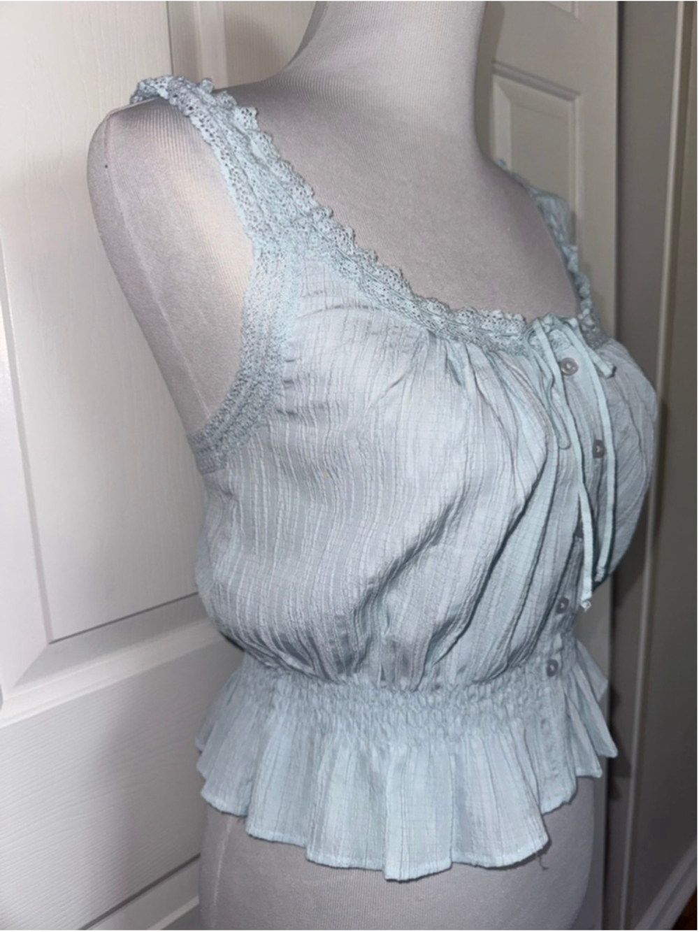 American Eagle Coquette Lace Trim Peplum Top Cottagecore Baby Blue Tank Small - Picture 3 of 9